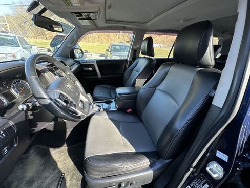 Certified 2016 Toyota 4Runner SR5 Premium image 14