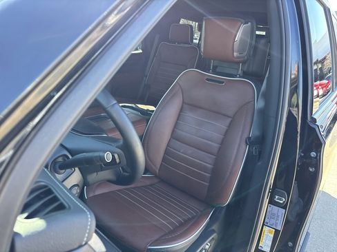 Used 2024 GMC Yukon Denali Ultimate w/ LPO, Floor Liner Package image 27