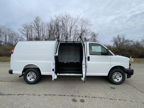 New 2025 Chevrolet Express 2500 Extended w/ Driver Convenience Package image 14