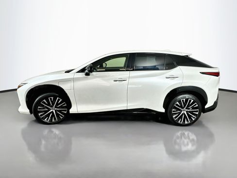 Used 2024 Lexus RZ 450e Premium w/ Technology Package AWD/4WD image 4