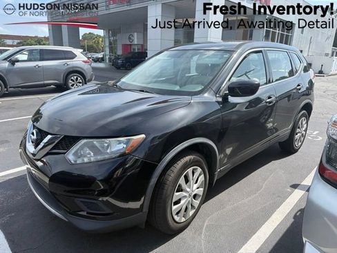 Used 2016 Nissan Rogue S AWD/4WD image 1
