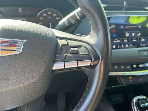 Used 2023 Cadillac XT4 Premium Luxury image 22