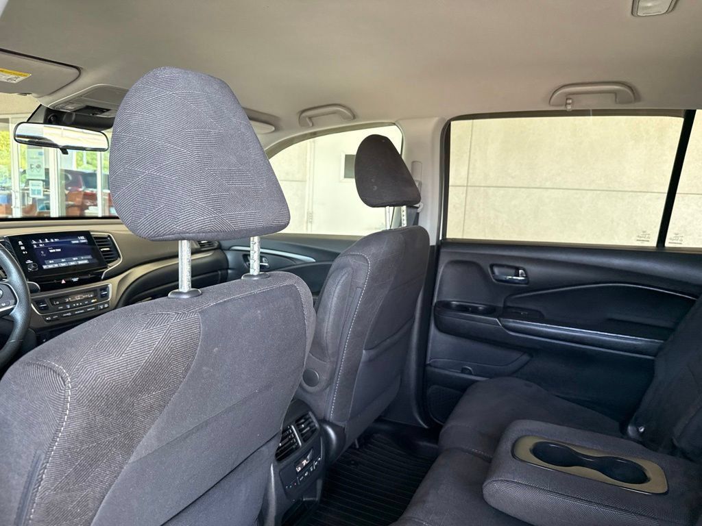 Used 2021 Honda Pilot EX image 21