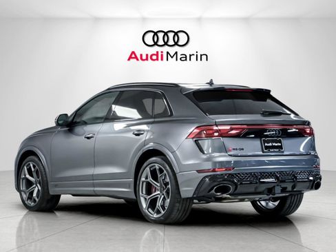 New 2026 Audi RS Q8 performance image 3