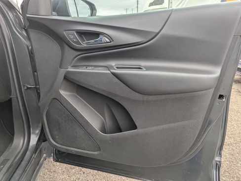Used 2018 Chevrolet Equinox LT image 9
