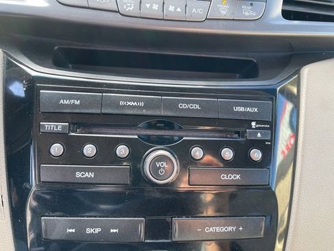 Used 2012 Honda Odyssey EX-L image 17