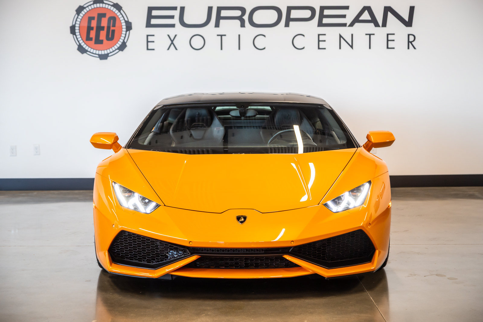 Used 2015 Lamborghini Huracan LP 610-4 AWD/4WD image 3