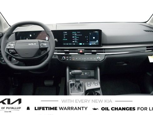 New 2026 Kia Sportage SX FWD image 17