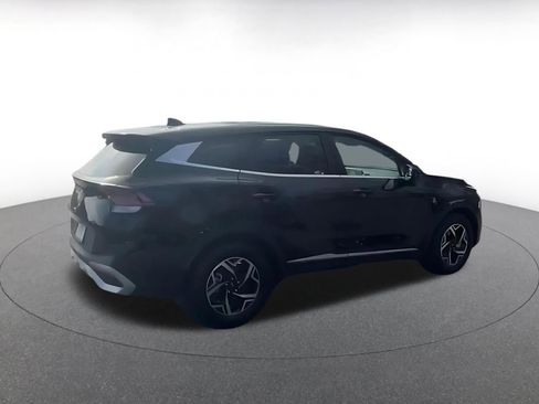 Used 2025 Kia Sportage LX image 14