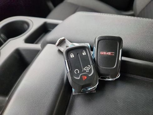 Used 2022 GMC Sierra 1500 Elevation image 51