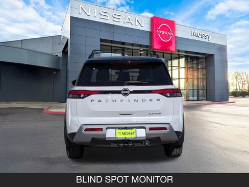 New 2025 Nissan Pathfinder Platinum w/ Cargo Package image 9