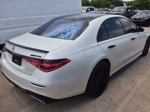 Used 2021 Mercedes-Benz S 580 4MATIC Sedan image 5