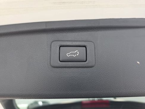Used 2015 Subaru Outback 2.5i Premium AWD/4WD image 35