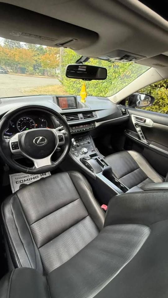 Used 2012 Lexus CT 200h Premium w/ Premium Audio Pkg FWD image 17