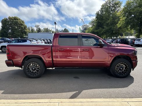 Used 2021 RAM 1500 Laramie AWD/4WD image 5