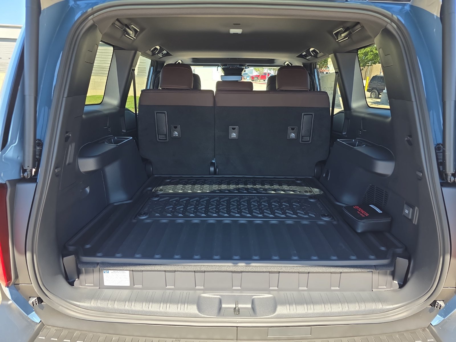 New 2027 Toyota Land Cruiser AWD/4WD image 30