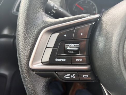 Used 2017 Subaru Impreza 2.0i Premium image 20