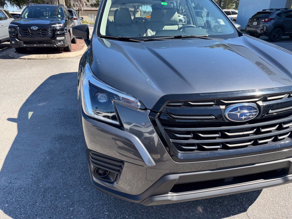Used 2023 Subaru Forester AWD/4WD image 13