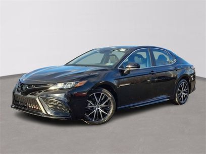 Used 2023 Toyota Camry SE