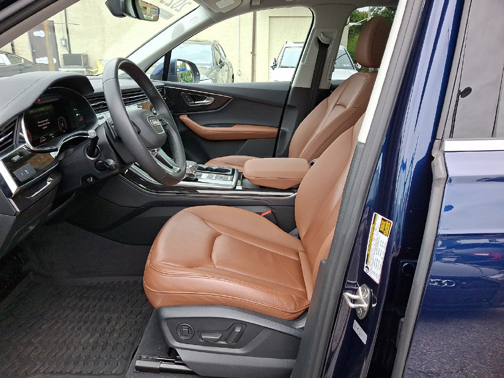 Used 2023 Audi Q7 3.0T Premium Plus AWD/4WD image 14