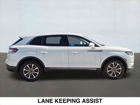 Certified 2022 Lincoln Nautilus FWD w/ Premium Package image 4