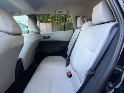 Used 2026 Toyota Corolla Cross LE AWD/4WD image 26