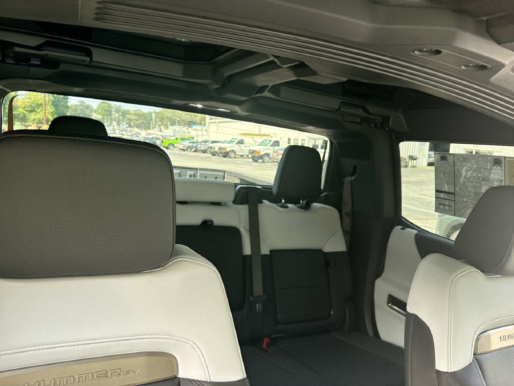 Used 2025 GMC Hummer EV 3X AWD/4WD image 34