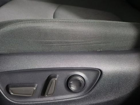 Used 2025 Toyota RAV4 XLE FWD image 20