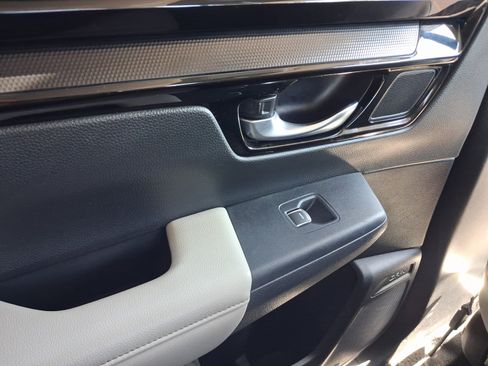 Used 2025 Honda CR-V EX-L image 19