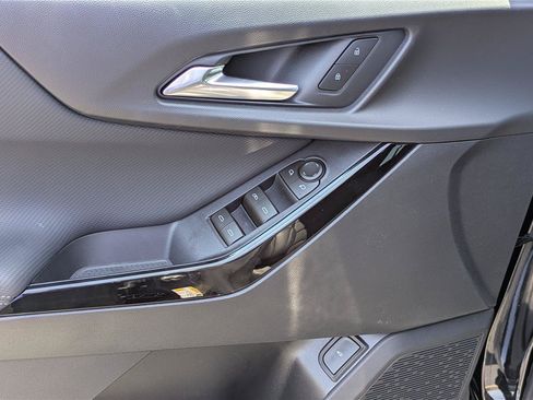 New 2026 Chevrolet Equinox LT w/ Convenience Package II FWD image 15