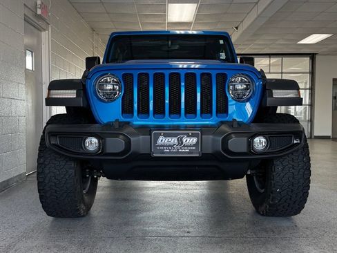 Used 2022 Jeep Wrangler Unlimited Sport AWD/4WD image 3