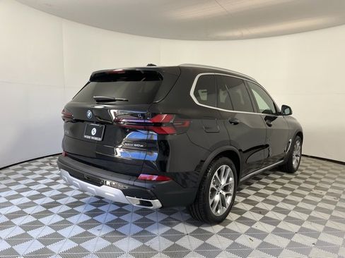 New 2026 BMW X5 xDrive50e w/ Premium Package image 7