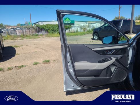 Used 2020 Subaru Outback Premium AWD/4WD image 13
