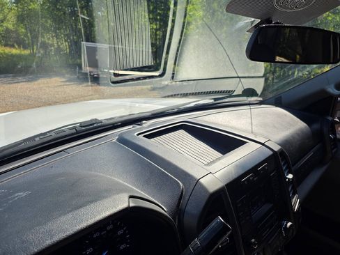 Used 2019 Ford F250 XL w/ Power Equipment Group AWD/4WD image 30