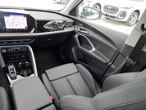 New 2025 Audi Q5 Premium Plus image 25