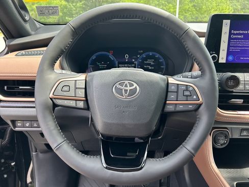 New 2026 Toyota Grand Highlander AWD Hybrid image 22