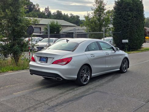 Used 2015 Mercedes-Benz CLA 250 image 6