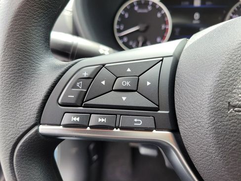 New 2025 Nissan Sentra SV image 30