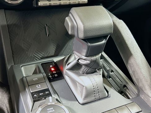 New 2026 Toyota Tacoma SR5 AWD/4WD image 17