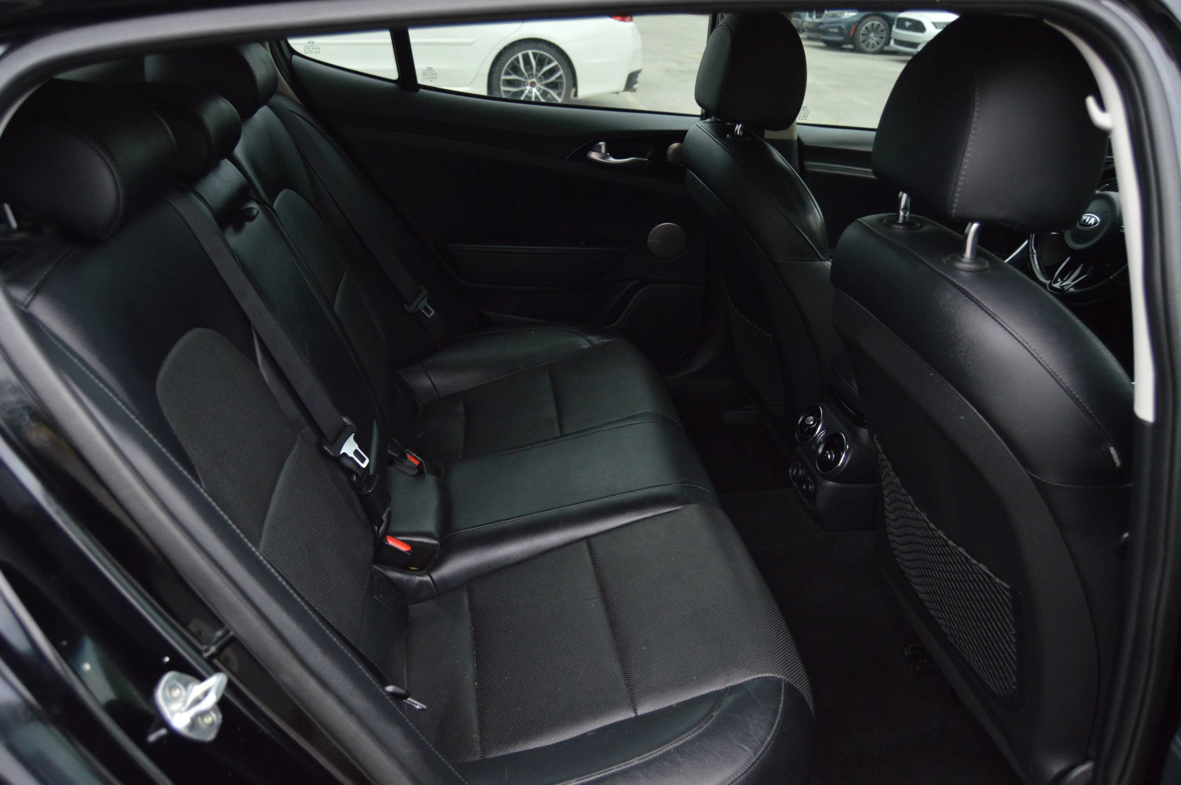 Used 2019 Kia Stinger Premium RWD image 26