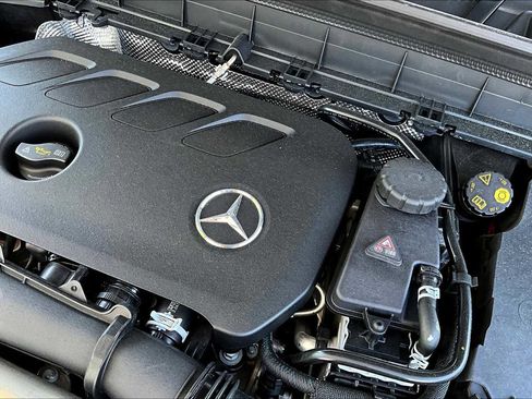 New 2025 Mercedes-Benz GLB 250 GLB 250 image 19