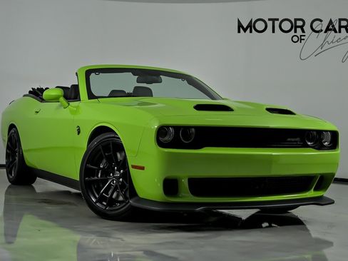 Used 2023 Dodge Challenger SRT Hellcat image 1