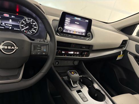 New 2026 Nissan Rogue Dark Armor FWD image 18