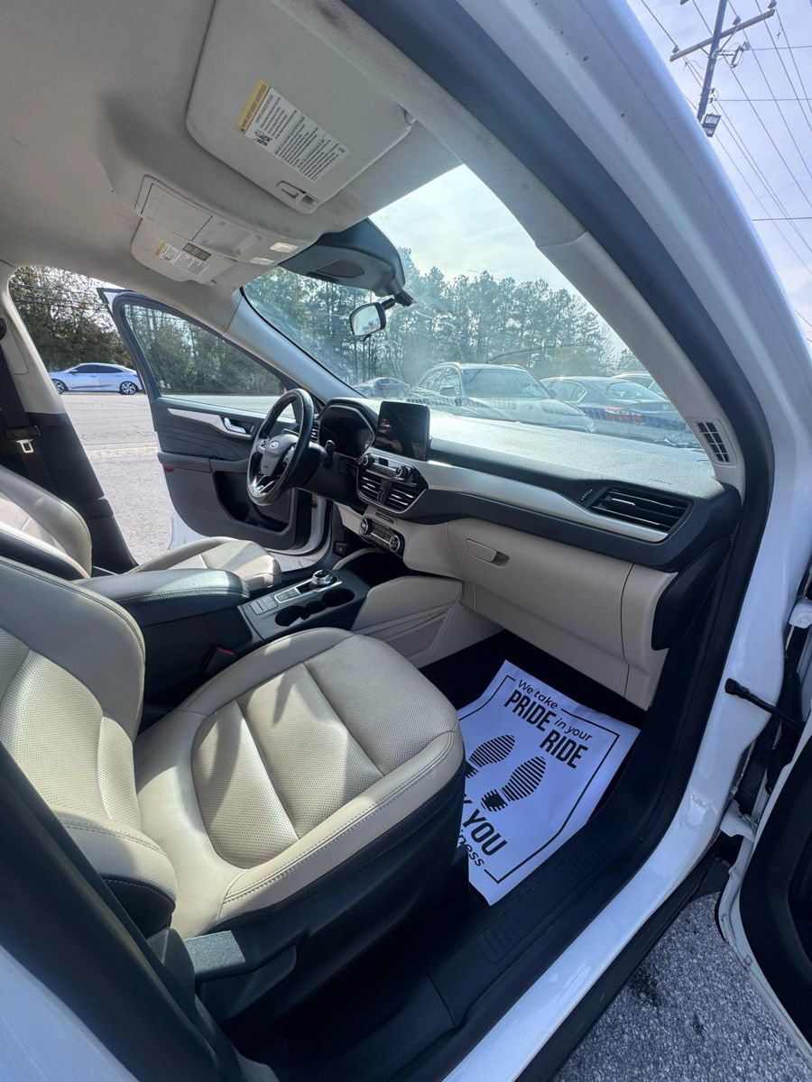 Used 2021 Ford Escape SEL FWD image 13