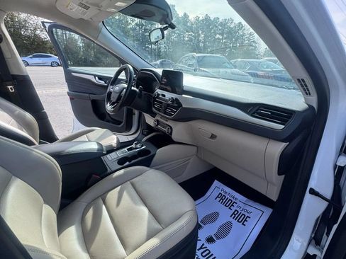 Used 2021 Ford Escape SEL FWD image 13