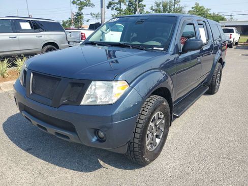 Used 2019 Nissan Frontier Desert Runner RWD image 1