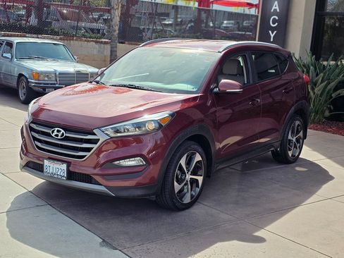 Used 2016 Hyundai Tucson Sport image 7