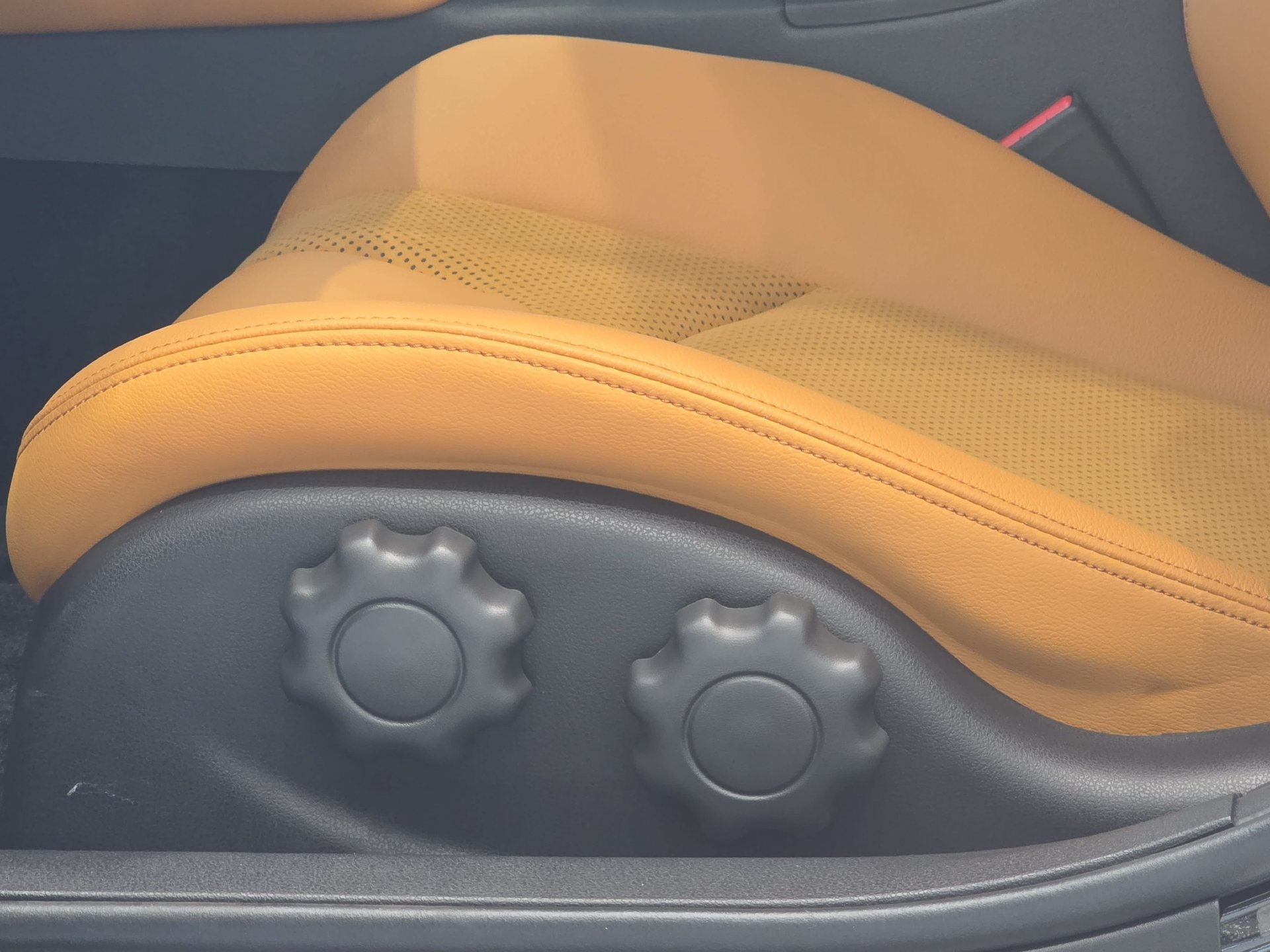 New 2027 Nissan Z Performance RWD image 25
