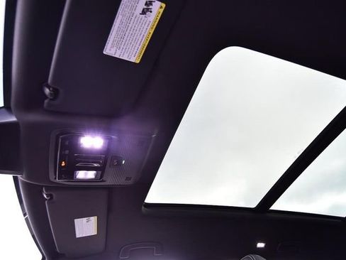 New 2026 Volkswagen Atlas Cross Sport SE image 21