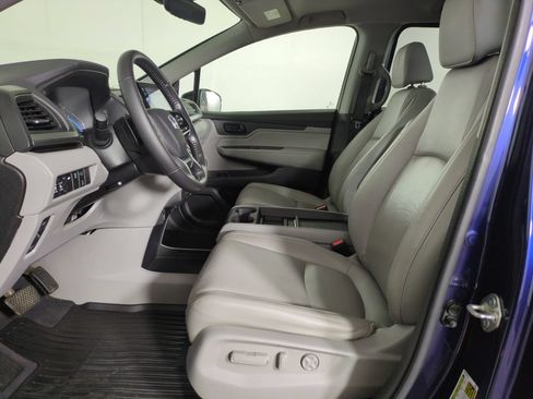 Used 2018 Honda Odyssey EX-L image 12